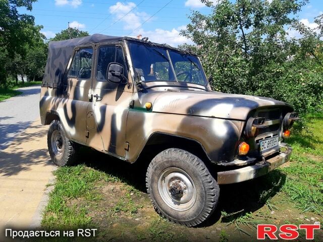 Зеленый УАЗ 31512, объемом двигателя 2.4 л и пробегом 0 тыс. км за 1500 $, фото 1 на Automoto.ua