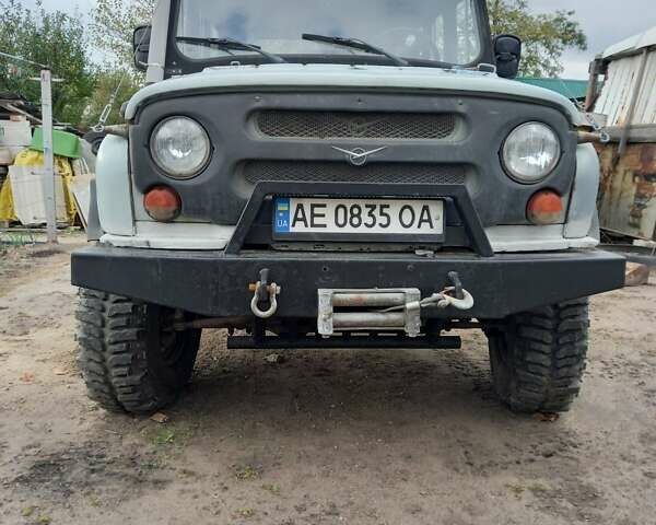 Серый УАЗ 31514, объемом двигателя 2.4 л и пробегом 250 тыс. км за 3500 $, фото 1 на Automoto.ua