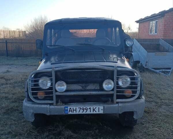 Черный УАЗ 31519, объемом двигателя 2.89 л и пробегом 140 тыс. км за 2600 $, фото 1 на Automoto.ua