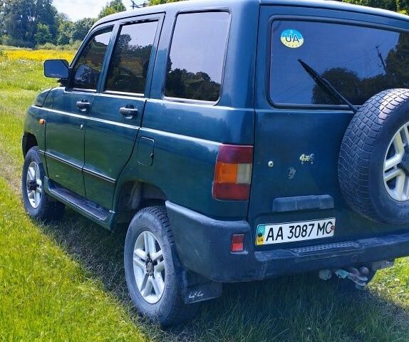 Синий УАЗ 3160, объемом двигателя 2.7 л и пробегом 90 тыс. км за 2000 $, фото 1 на Automoto.ua