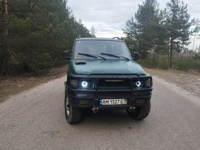 Зеленый УАЗ 3160, объемом двигателя 2.7 л и пробегом 120 тыс. км за 2500 $, фото 1 на Automoto.ua