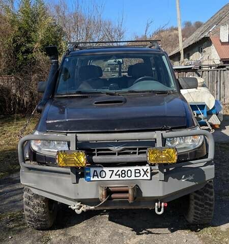 Синій УАЗ 3163, об'ємом двигуна 3.06 л та пробігом 182 тис. км за 8500 $, фото 1 на Automoto.ua