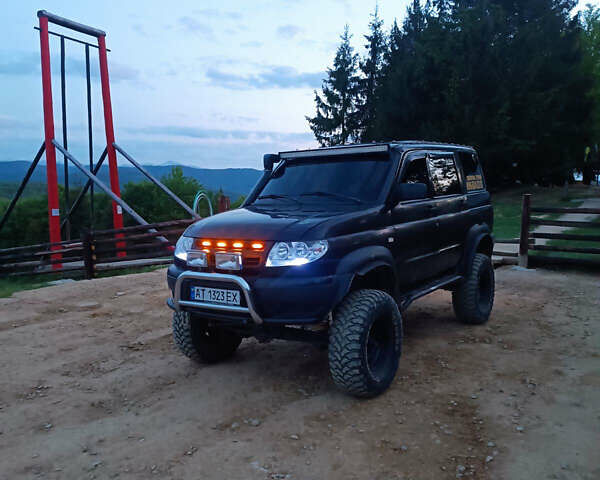 Черный УАЗ 3163 Patriot, объемом двигателя 2.69 л и пробегом 142 тыс. км за 5900 $, фото 1 на Automoto.ua