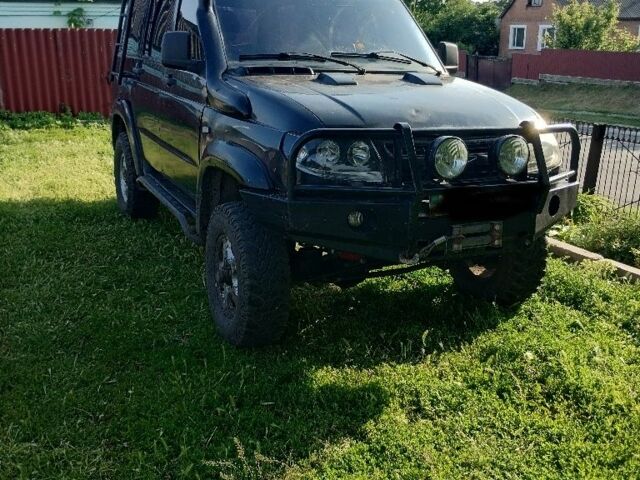 Черный УАЗ 3163 Patriot, объемом двигателя 2.7 л и пробегом 225 тыс. км за 5000 $, фото 1 на Automoto.ua