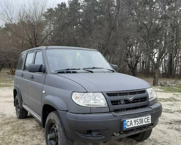 Сірий УАЗ 3163 Patriot, об'ємом двигуна 2.69 л та пробігом 90 тис. км за 8500 $, фото 1 на Automoto.ua