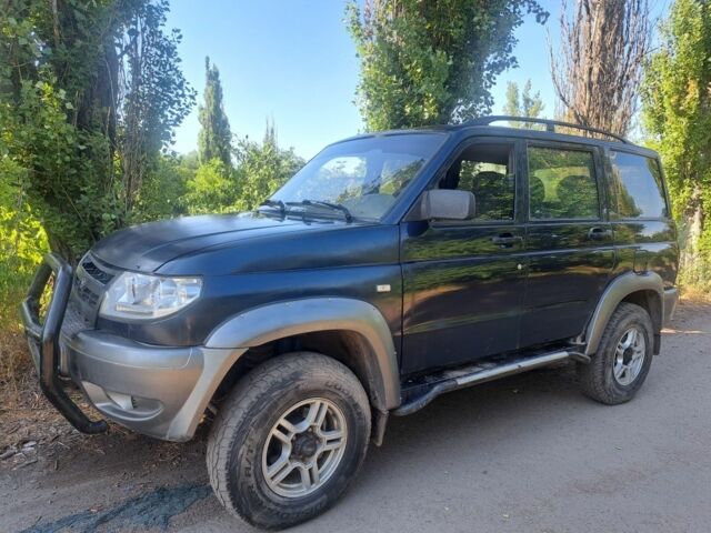 УАЗ 3163 Patriot 2006 в Синельниковом на Automoto.ua Синий УАЗ 3163 Patriot, объемом двигателя 2.7 л и пробегом 174 тыс. км за 3000 $, фото 1 на Automoto.ua