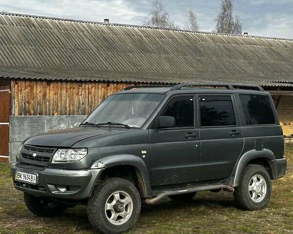 Зелений УАЗ 3163 Patriot, об'ємом двигуна 2.69 л та пробігом 170 тис. км за 2500 $, фото 1 на Automoto.ua