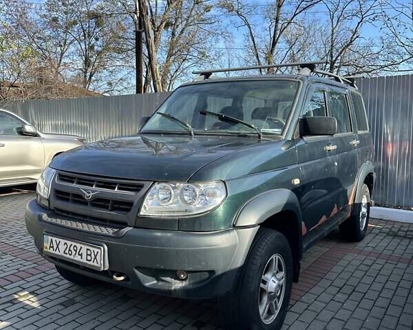 Зеленый УАЗ 3163 Patriot, объемом двигателя 2.69 л и пробегом 100 тыс. км за 6000 $, фото 1 на Automoto.ua