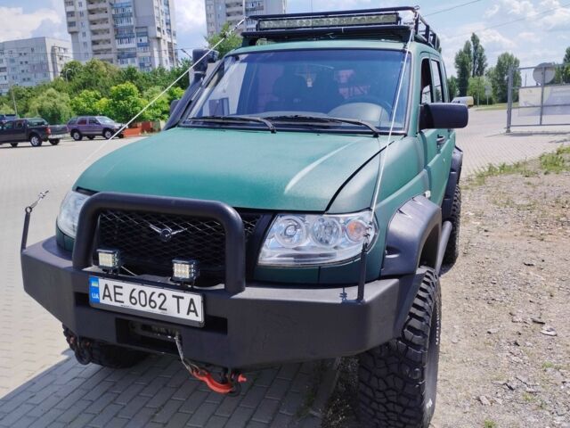 Зеленый УАЗ 3163 Patriot, объемом двигателя 2.7 л и пробегом 122 тыс. км за 8500 $, фото 1 на Automoto.ua