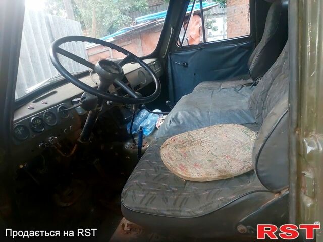 УАЗ 3303, объемом двигателя 2.5 л и пробегом 200 тыс. км за 1800 $, фото 1 на Automoto.ua