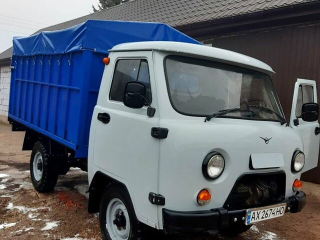 Сірий УАЗ 3303, об'ємом двигуна 2.7 л та пробігом 100 тис. км за 6200 $, фото 1 на Automoto.ua