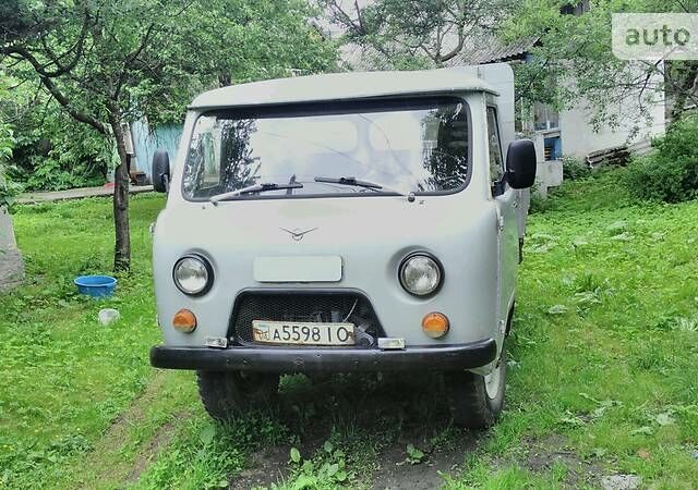 Сірий УАЗ 3303, об'ємом двигуна 2.45 л та пробігом 50 тис. км за 2750 $, фото 1 на Automoto.ua