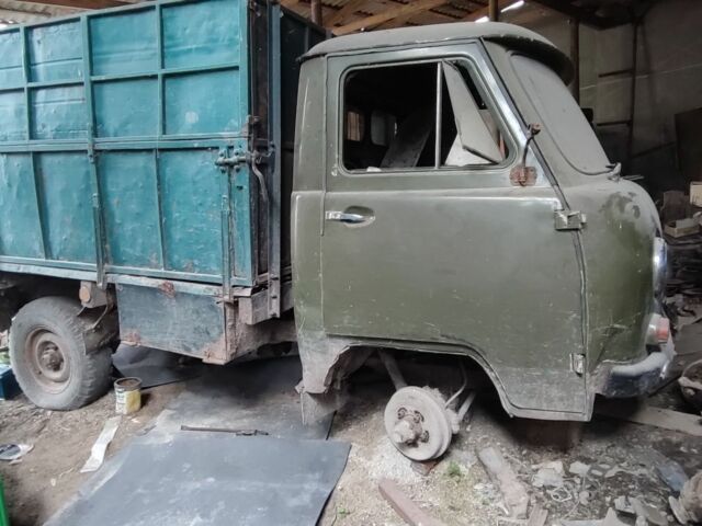 Зелений УАЗ 3303, об'ємом двигуна 0 л та пробігом 1000 тис. км за 1300 $, фото 1 на Automoto.ua