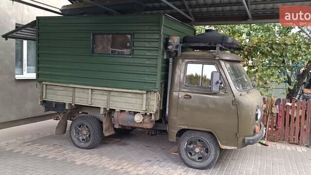 Зеленый УАЗ 3303, объемом двигателя 2.45 л и пробегом 100 тыс. км за 5200 $, фото 1 на Automoto.ua