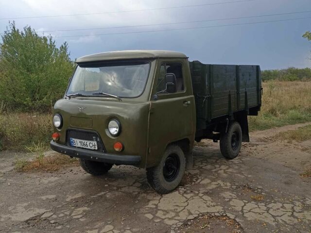 Зелений УАЗ 3303, об'ємом двигуна 2.4 л та пробігом 98 тис. км за 2500 $, фото 1 на Automoto.ua