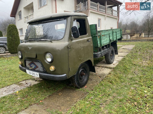 Зелений УАЗ 3303, об'ємом двигуна 2.5 л та пробігом 98 тис. км за 2200 $, фото 1 на Automoto.ua