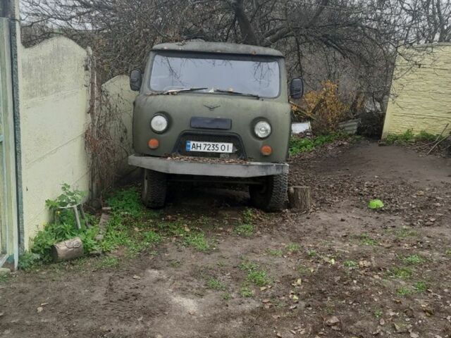 Зеленый УАЗ 3303, объемом двигателя 2.4 л и пробегом 75 тыс. км за 1790 $, фото 1 на Automoto.ua