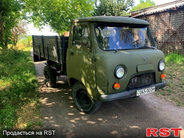 Зеленый УАЗ 3303, объемом двигателя 2.5 л и пробегом 145 тыс. км за 1400 $, фото 1 на Automoto.ua
