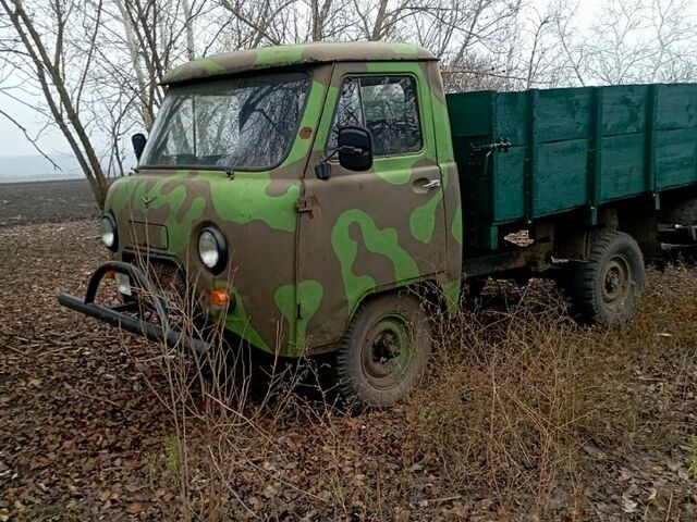 Зелений УАЗ 3303, об'ємом двигуна 2.4 л та пробігом 0 тис. км за 900 $, фото 1 на Automoto.ua
