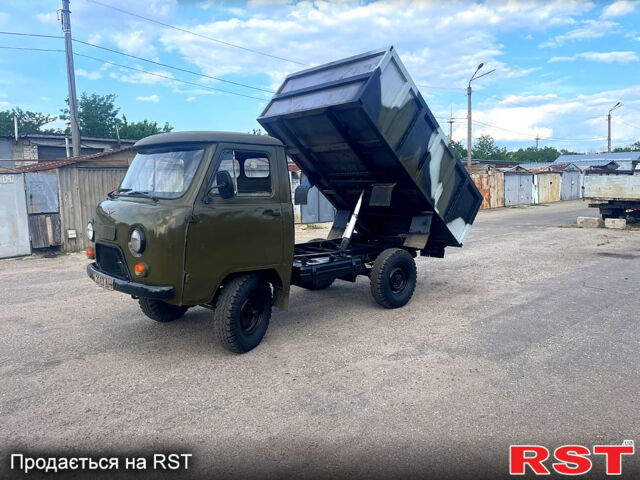 Зелений УАЗ 3303, об'ємом двигуна 2.4 л та пробігом 0 тис. км за 3300 $, фото 1 на Automoto.ua