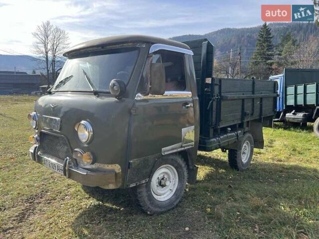 Зеленый УАЗ 3303, объемом двигателя 2.4 л и пробегом 180 тыс. км за 2800 $, фото 1 на Automoto.ua