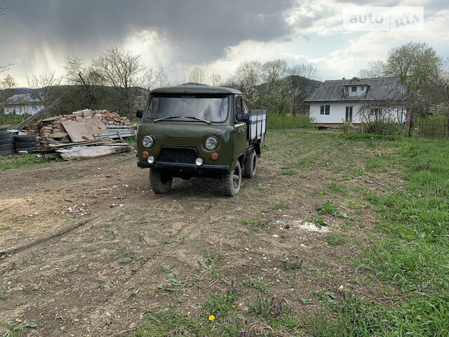 Зелений УАЗ 3303, об'ємом двигуна 2.4 л та пробігом 100 тис. км за 3200 $, фото 1 на Automoto.ua