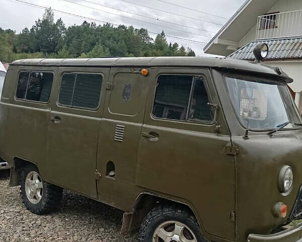Зелений УАЗ 3452, об'ємом двигуна 2.1 л та пробігом 75 тис. км за 2500 $, фото 1 на Automoto.ua