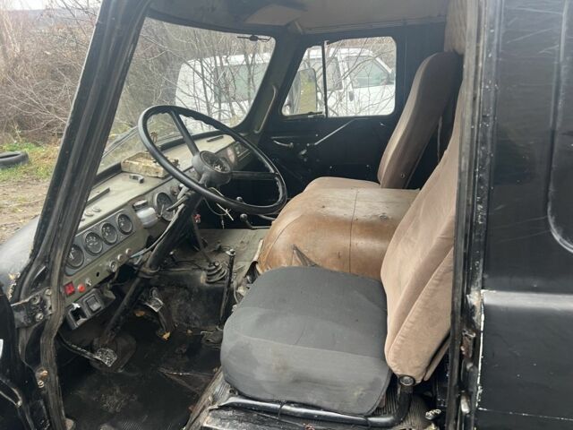 Черный УАЗ 3741, объемом двигателя 2.4 л и пробегом 80 тыс. км за 2377 $, фото 1 на Automoto.ua