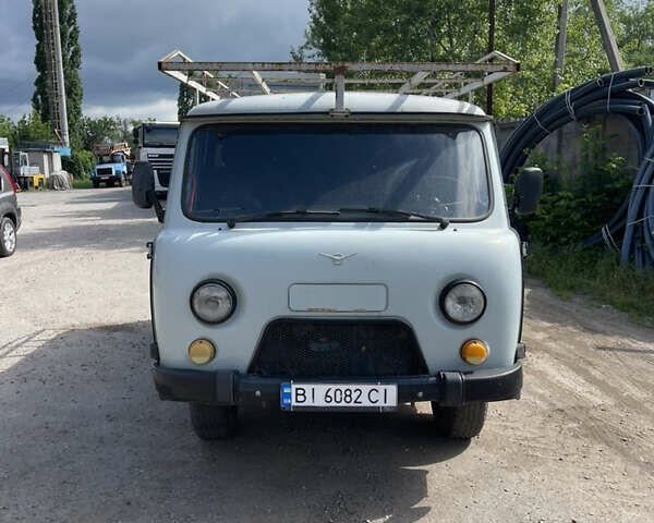 УАЗ 3741 2007 у Кременчуге на Automoto.ua Сірий УАЗ 3741, об'ємом двигуна 2.89 л та пробігом 1 тис. км за 4500 $, фото 1 на Automoto.ua