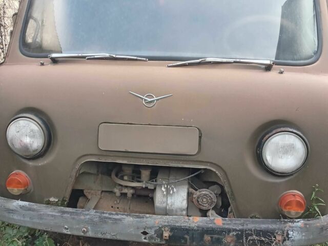 Зеленый УАЗ 3741, объемом двигателя 0 л и пробегом 300 тыс. км за 709 $, фото 1 на Automoto.ua