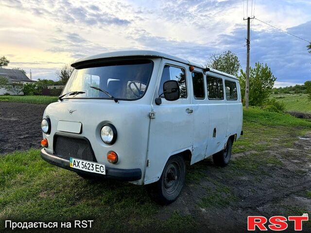 Серый УАЗ 3909 Фермер, объемом двигателя 2.4 л и пробегом 176 тыс. км за 1700 $, фото 1 на Automoto.ua