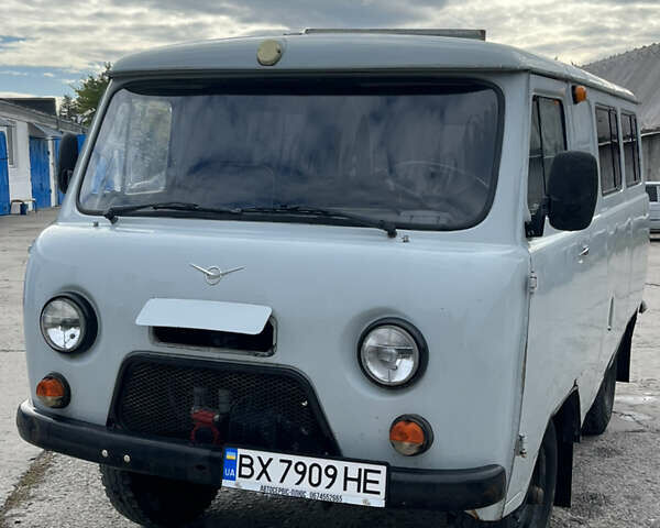 УАЗ 3962 1986 в Каменце-Подольском на Automoto.ua Серый УАЗ 3962, объемом двигателя 2.45 л и пробегом 80 тыс. км за 3000 $, фото 1 на Automoto.ua