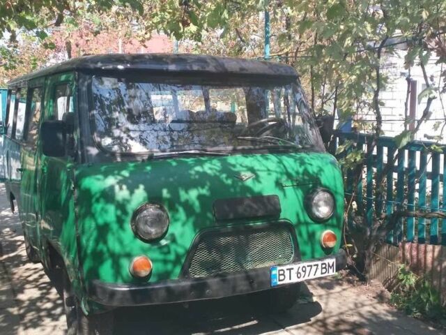 Зеленый УАЗ 452 Д, объемом двигателя 2.4 л и пробегом 20 тыс. км за 4500 $, фото 1 на Automoto.ua