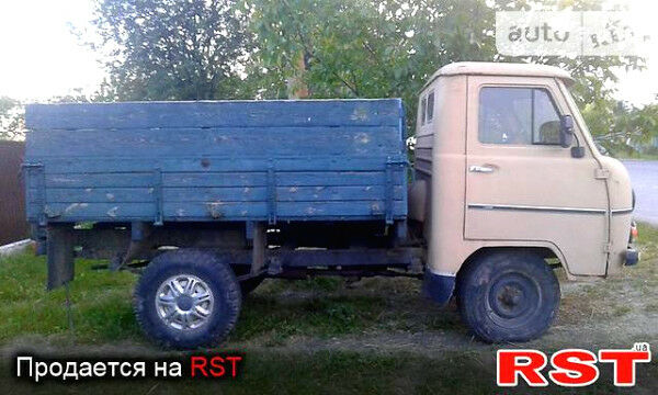 Бежевий УАЗ 452, об'ємом двигуна 2.4 л та пробігом 15 тис. км за 1200 $, фото 1 на Automoto.ua