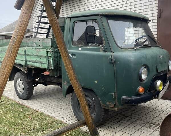 Зеленый УАЗ 452 груз., объемом двигателя 0 л и пробегом 180 тыс. км за 1250 $, фото 1 на Automoto.ua