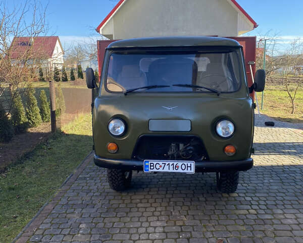 Зелений УАЗ 452 груз., об'ємом двигуна 2.45 л та пробігом 70 тис. км за 4999 $, фото 1 на Automoto.ua