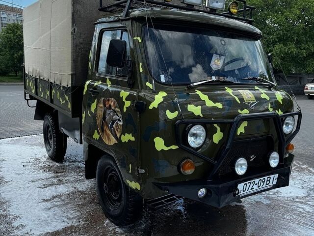УАЗ 452, об'ємом двигуна 2.4 л та пробігом 150 тис. км за 3400 $, фото 1 на Automoto.ua