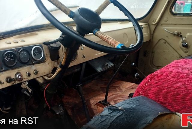 УАЗ 452, объемом двигателя 2.4 л и пробегом 0 тыс. км за 2200 $, фото 1 на Automoto.ua