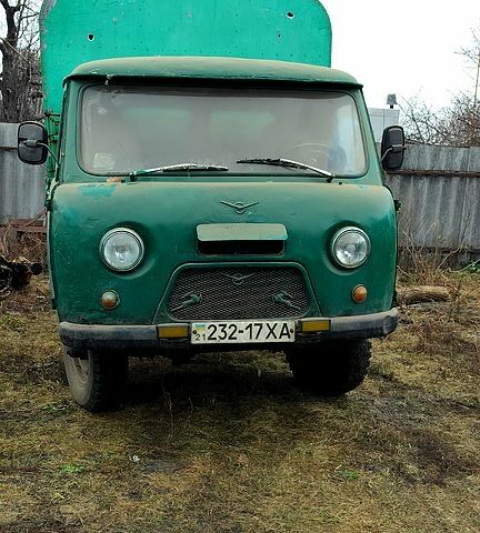 УАЗ 452, объемом двигателя 2.4 л и пробегом 0 тыс. км за 1500 $, фото 1 на Automoto.ua