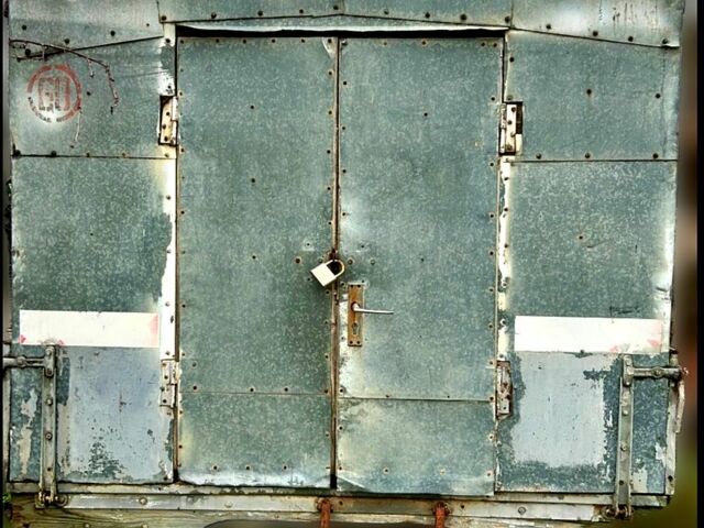 УАЗ 452, объемом двигателя 2.5 л и пробегом 300 тыс. км за 2500 $, фото 1 на Automoto.ua