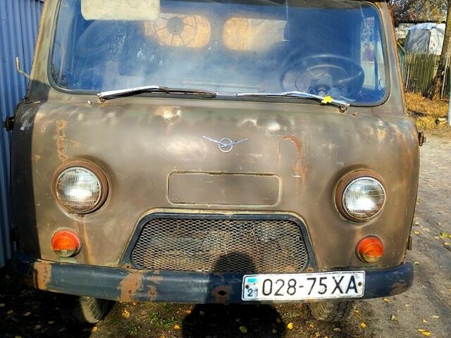 УАЗ 452, об'ємом двигуна 2.5 л та пробігом 100 тис. км за 1000 $, фото 1 на Automoto.ua