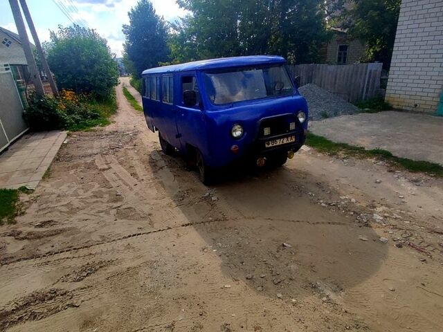 УАЗ 452, об'ємом двигуна 3 л та пробігом 250 тис. км за 900 $, фото 1 на Automoto.ua