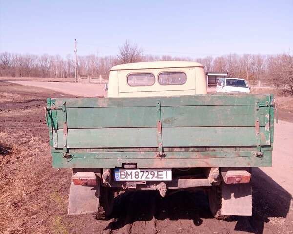 Желтый УАЗ 452, объемом двигателя 2.45 л и пробегом 50 тыс. км за 2200 $, фото 1 на Automoto.ua