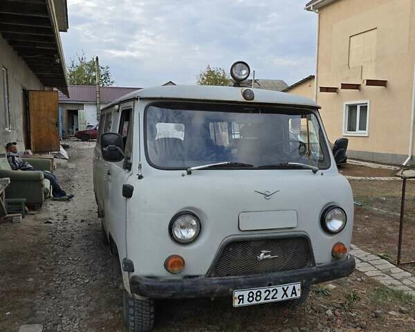 Сірий УАЗ 452, об'ємом двигуна 2.4 л та пробігом 120 тис. км за 2100 $, фото 1 на Automoto.ua