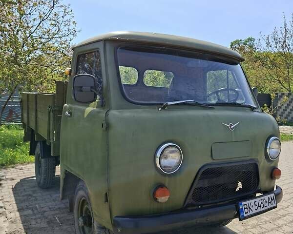 Зеленый УАЗ 452, объемом двигателя 2.5 л и пробегом 16 тыс. км за 2000 $, фото 1 на Automoto.ua