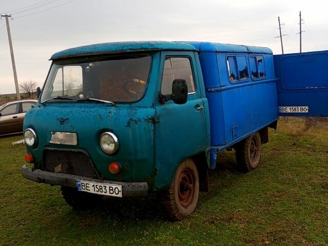 Зеленый УАЗ 452, объемом двигателя 2.4 л и пробегом 0 тыс. км за 1200 $, фото 1 на Automoto.ua