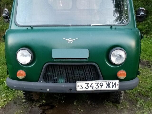 Зелений УАЗ 452В, об'ємом двигуна 2.4 л та пробігом 240 тис. км за 1650 $, фото 1 на Automoto.ua