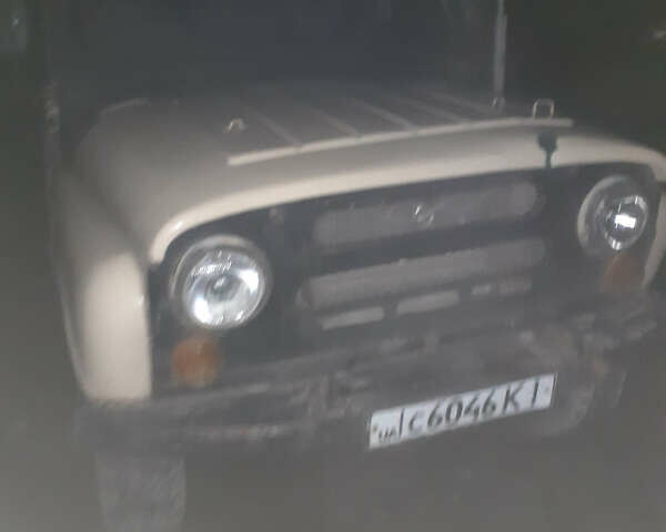 Бежевий УАЗ 469, об'ємом двигуна 2.4 л та пробігом 120 тис. км за 1550 $, фото 1 на Automoto.ua