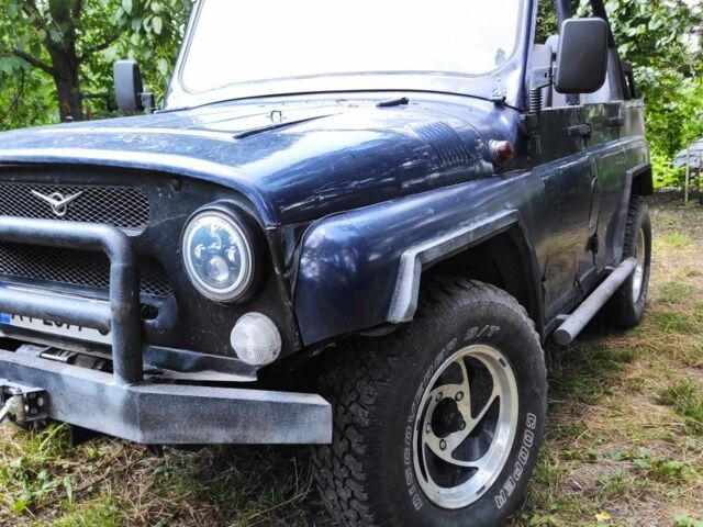 Синий УАЗ 469, объемом двигателя 2.4 л и пробегом 100 тыс. км за 2200 $, фото 1 на Automoto.ua