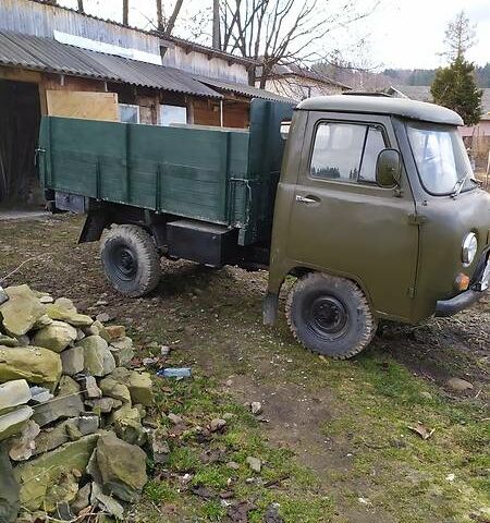 Зелений УАЗ 469, об'ємом двигуна 2.4 л та пробігом 100 тис. км за 2400 $, фото 1 на Automoto.ua